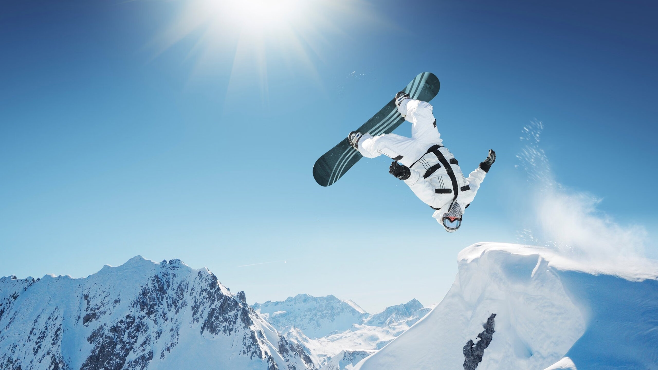 传控球队是否易被长传反击打穿防线中轴,传控打法和防守反击